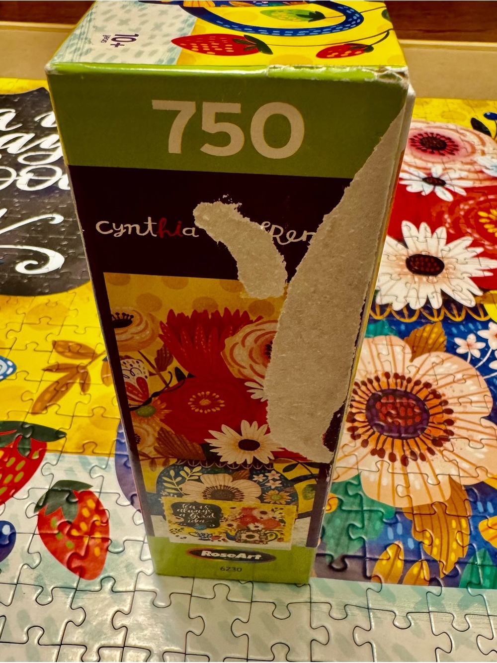 Springtime Tea 750pc Puzzle. - Picture 12 of 13